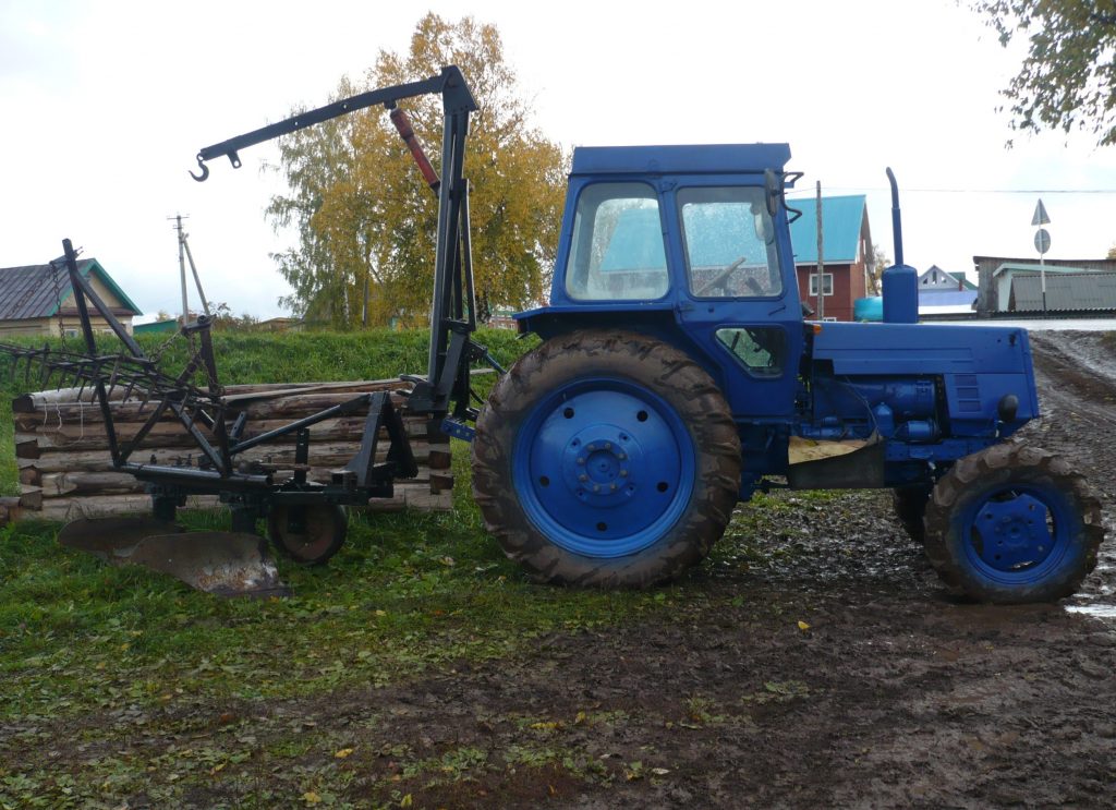 Права на трактор в Новоуральске